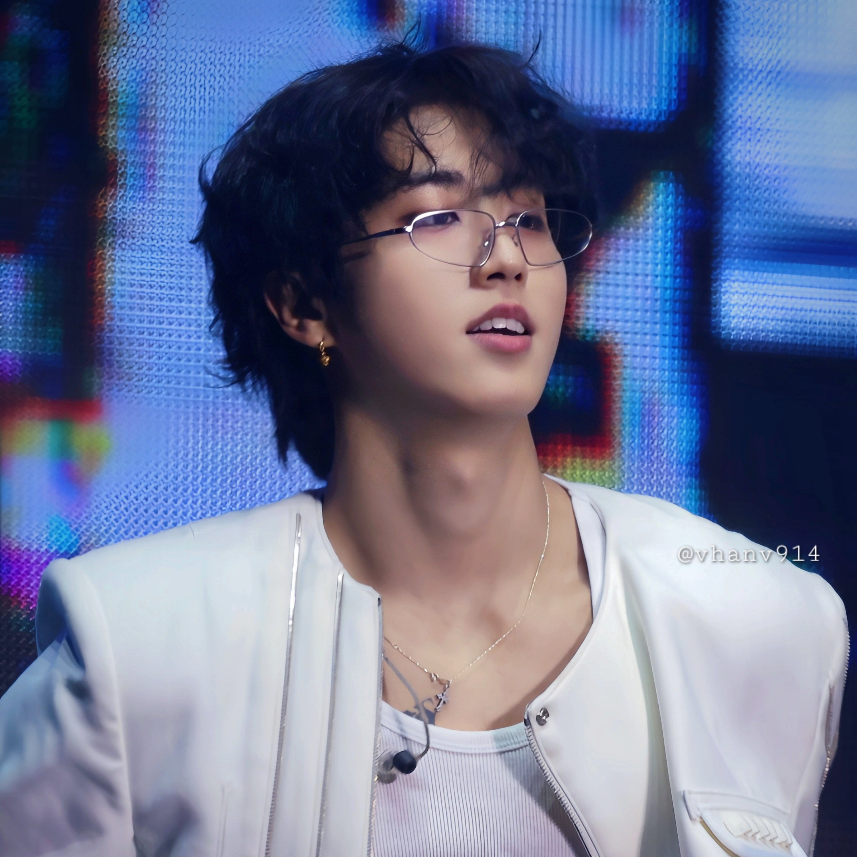 Recent activity shot of HAN (Stray Kids)