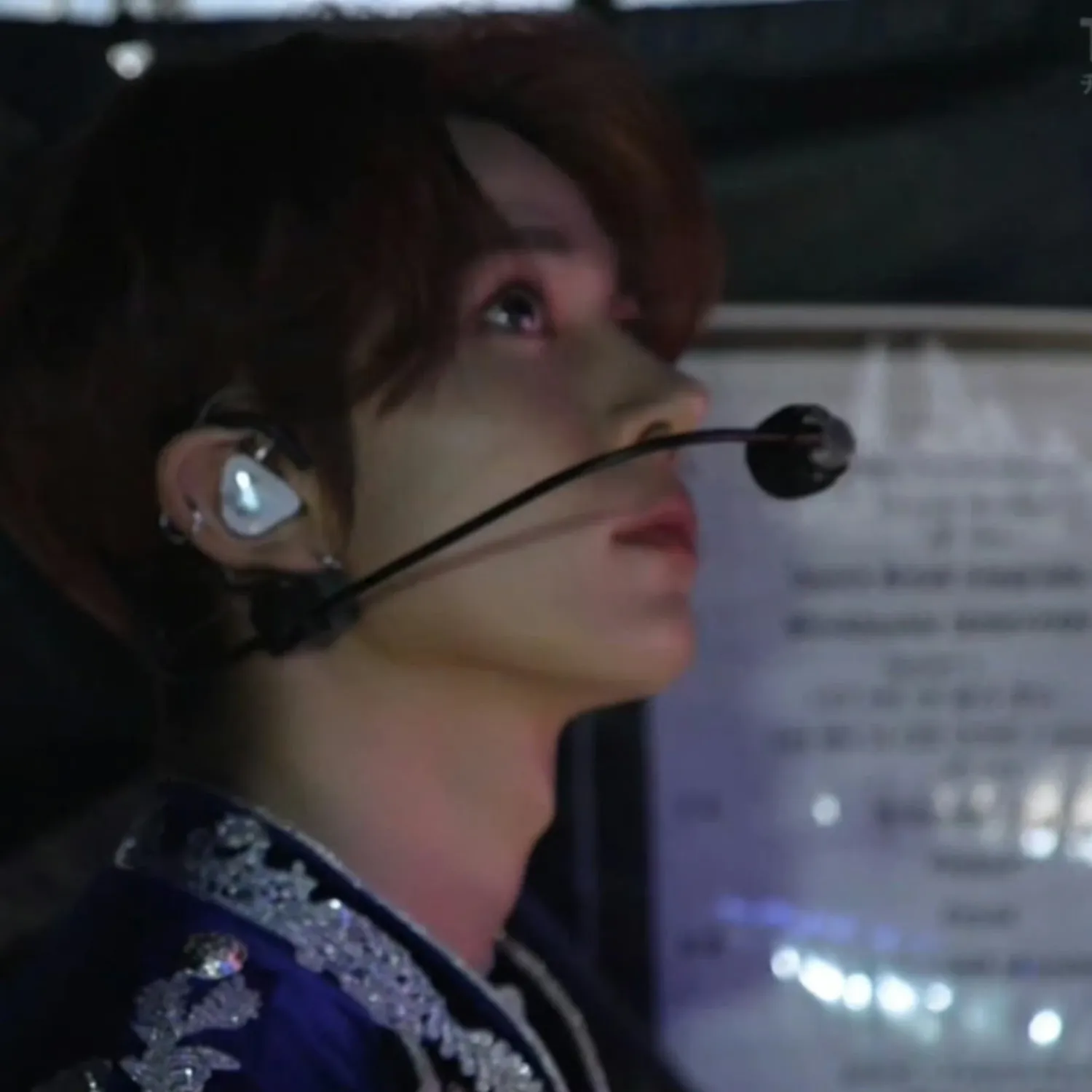 ヒスンの舞台裏ショット