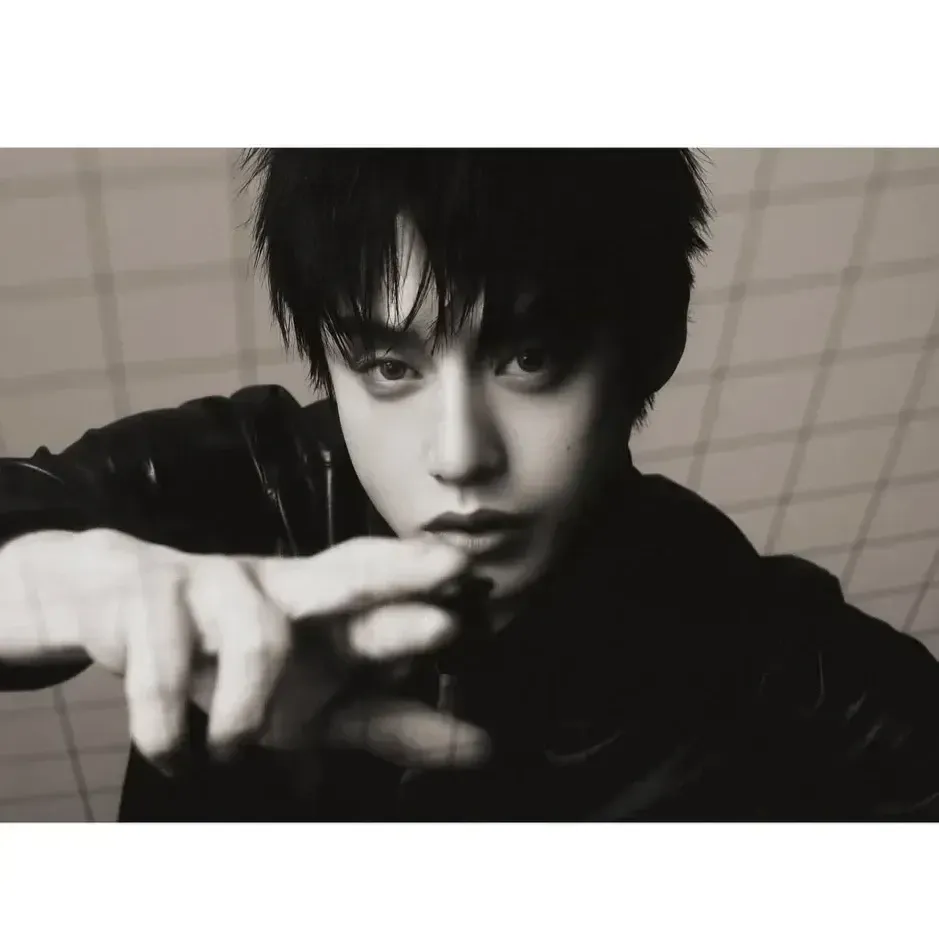 A moment captured by Kim Jiwoong (ZEROBASEONE)'s fan