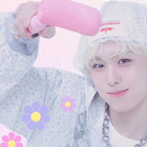 Recent activity shot of Hyui (NEXZ)