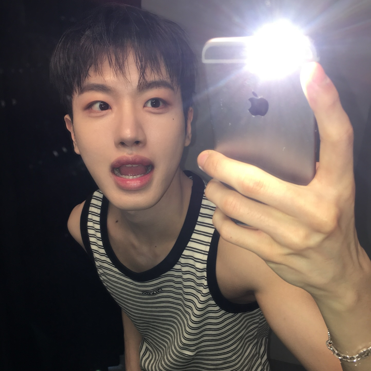 A moment captured by Huiwon (n.SSign)'s fan