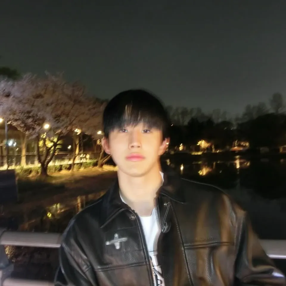 Behind-the-scenes cut of Jinjin (ASTRO)