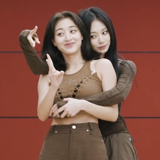 쯔위 (TWICE)의 최신 사진