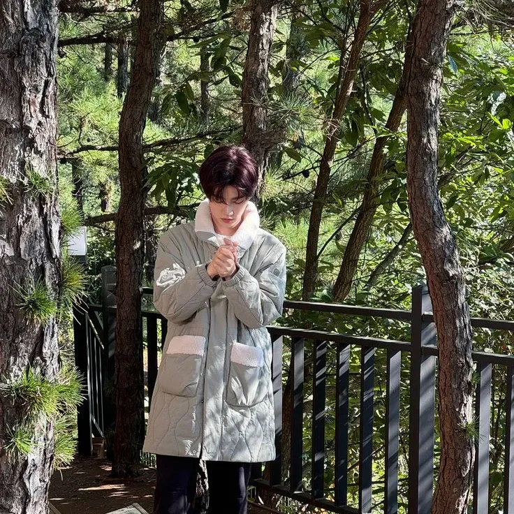 A moment captured by Zhang Hao's fan