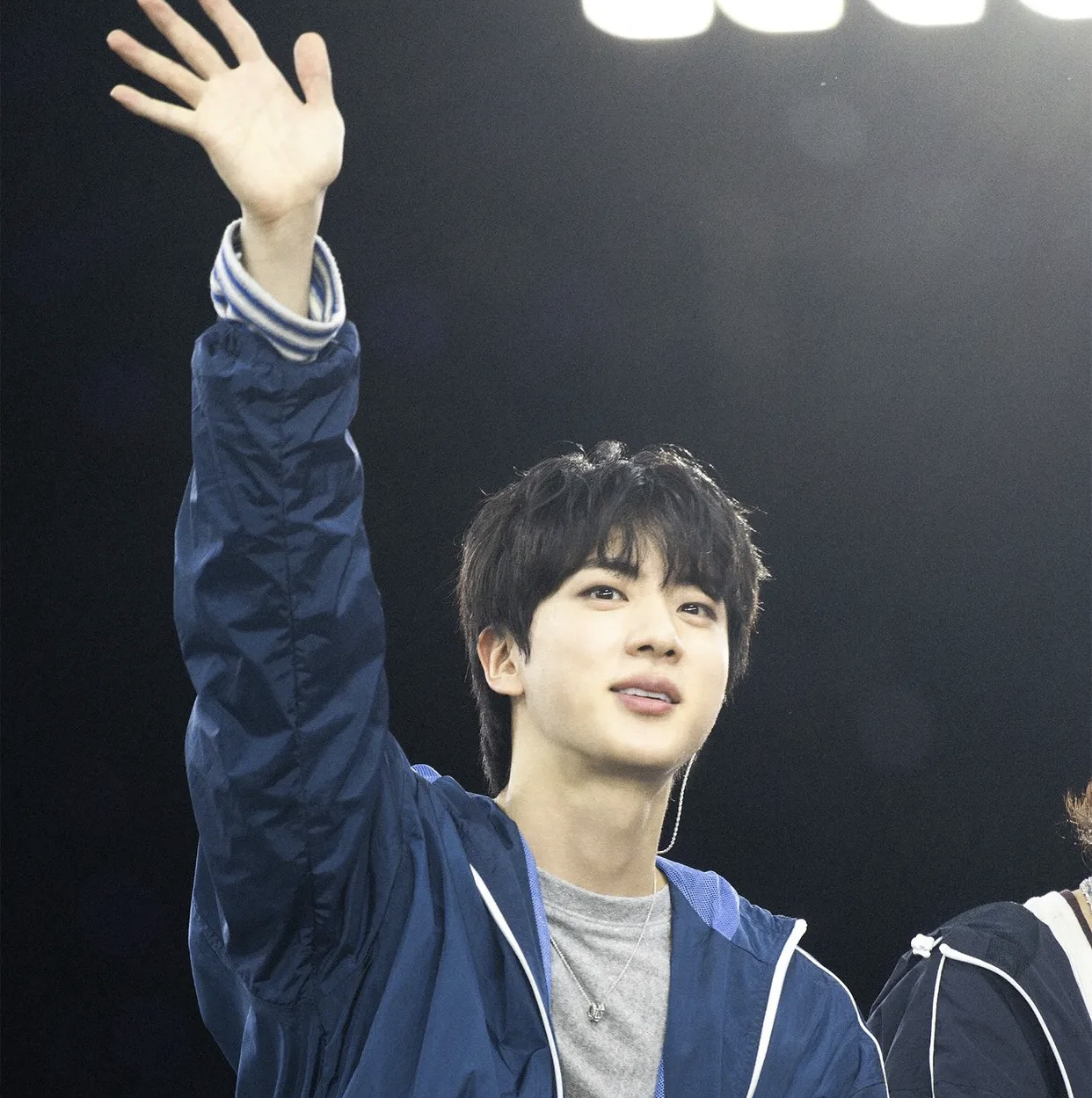 Momen yang diabadikan oleh penggemar Jin (BTS)