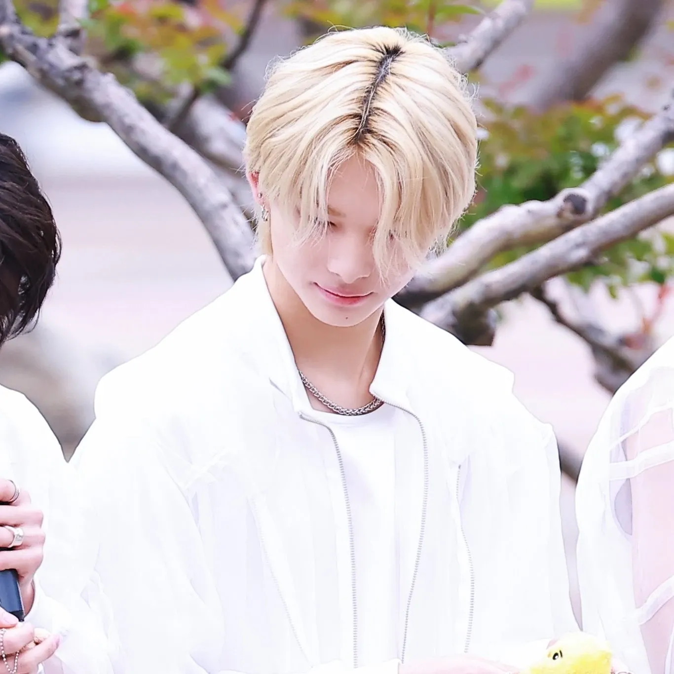 Momen yang diabadikan oleh penggemar NI-KI (ENHYPEN)