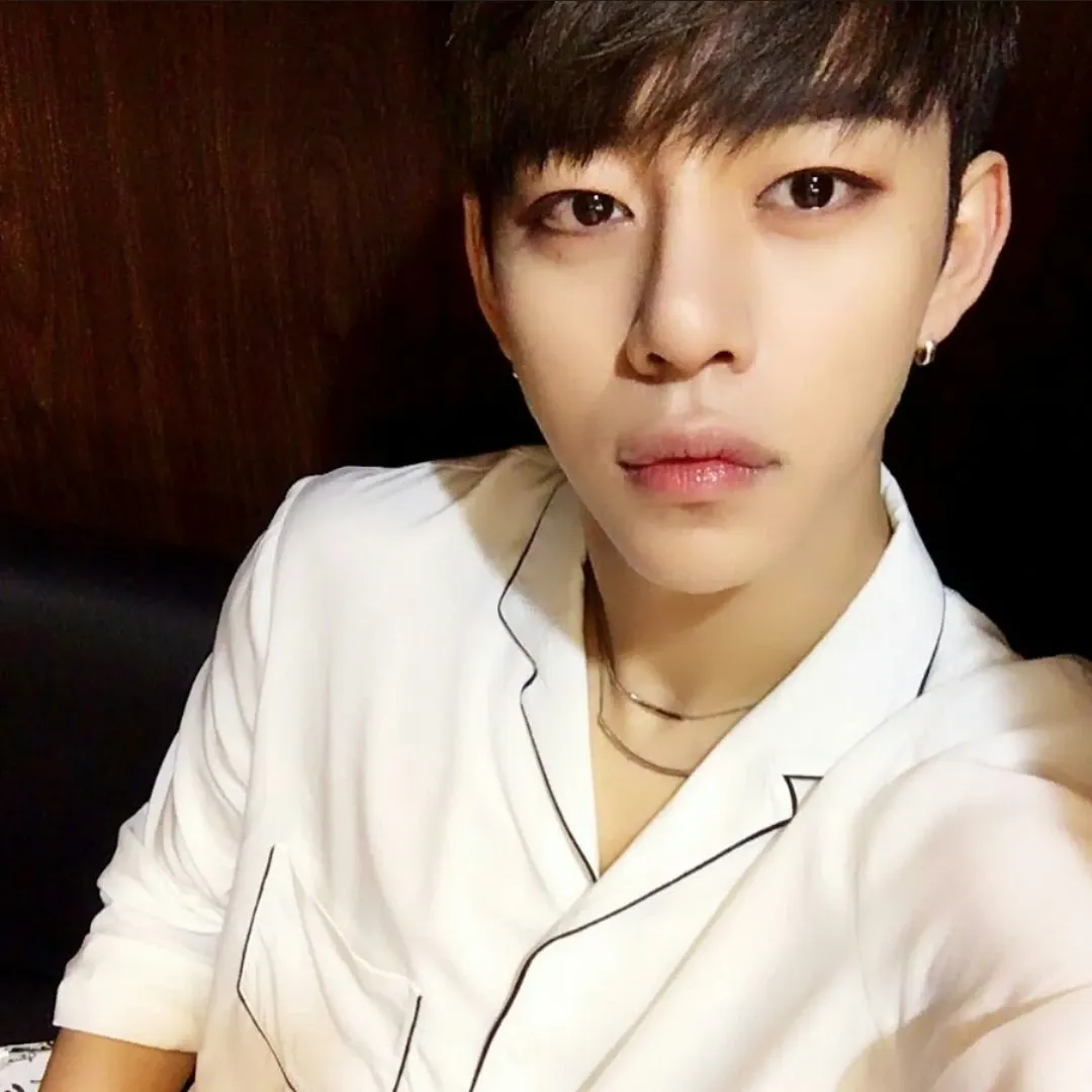 Behind-the-scenes cut of Daehyun (B.A.P)
