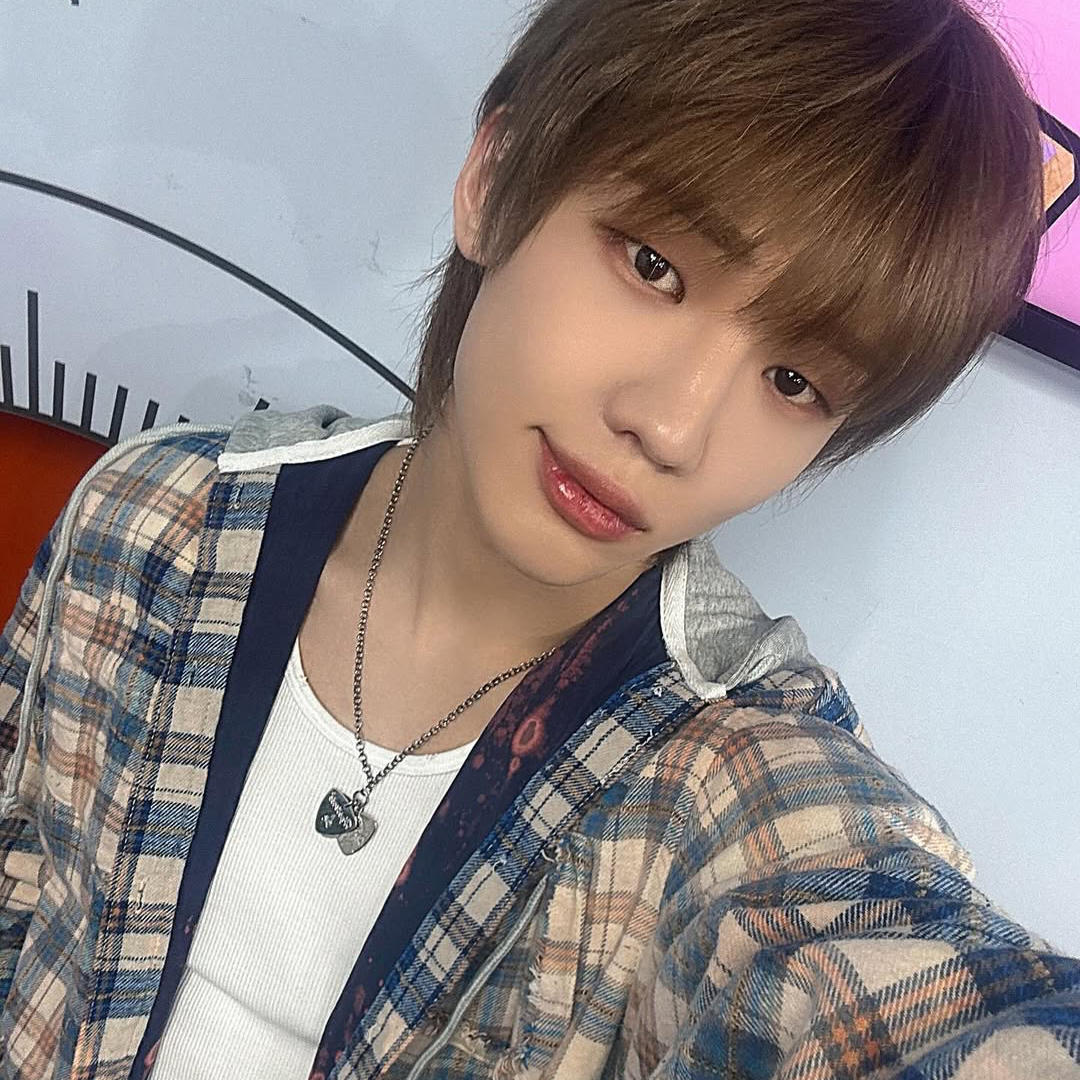 A moment captured by Junhyeok (TNX)'s fan