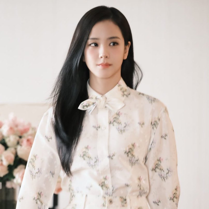 Foto aktivitas terbaru Jisoo (BLACKPINK)