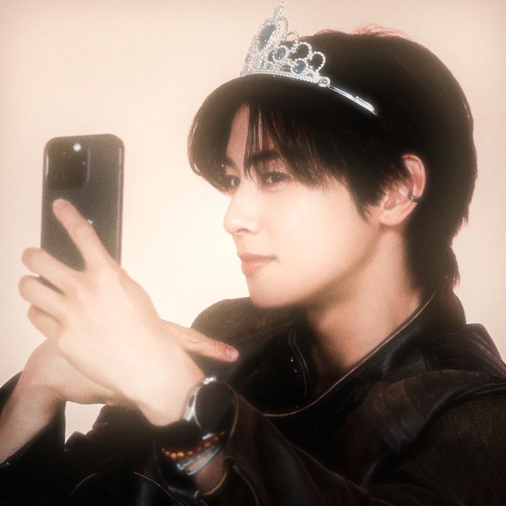 Latest photo of Eunwoo (ASTRO)