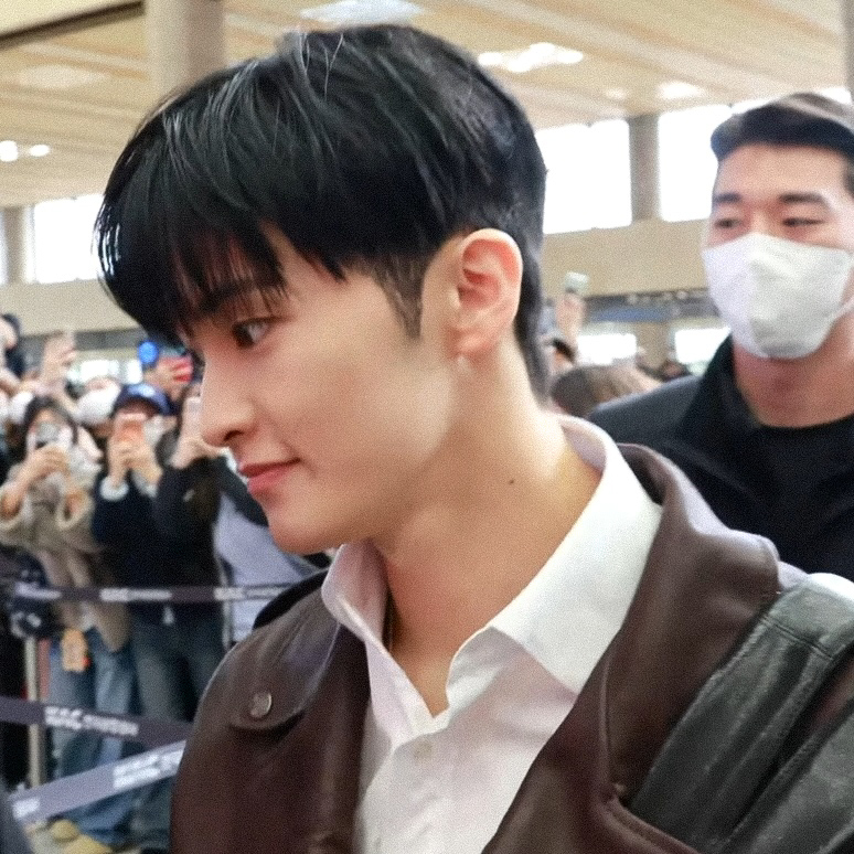 Latest photo of Mark (NCT 127, NCT DREAM)