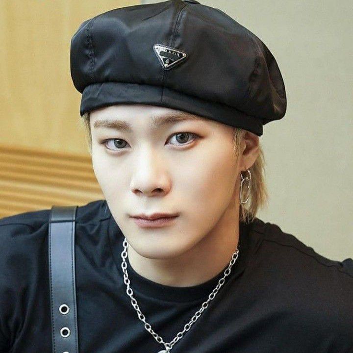 Behind-the-scenes cut of Moonbin (ASTRO)