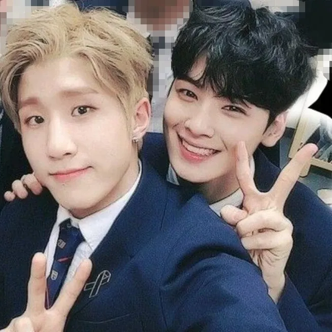 Latest photo of Jinjin (ASTRO)