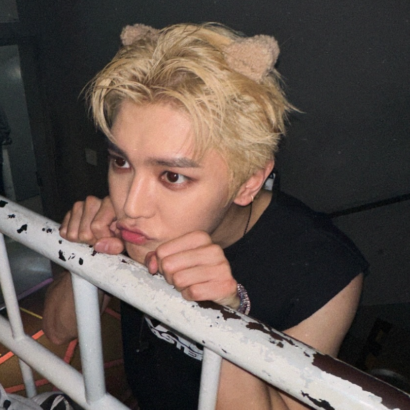 A moment captured by Taeyong (NCT 127)'s fan