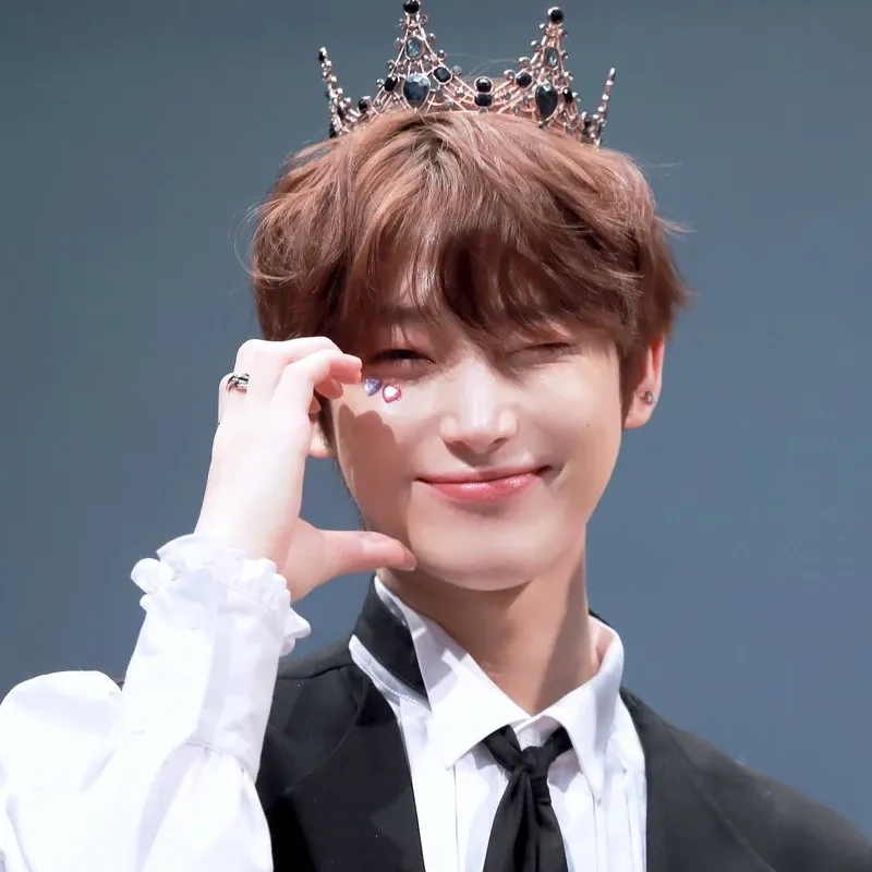 선우 (ENHYPEN)의 비하인드 컷