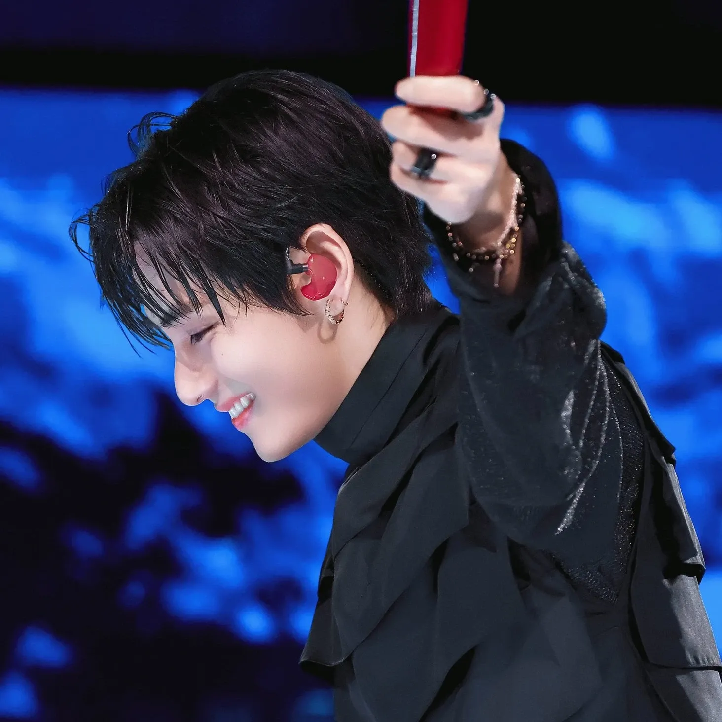 Recent activity shot of V (BTS)