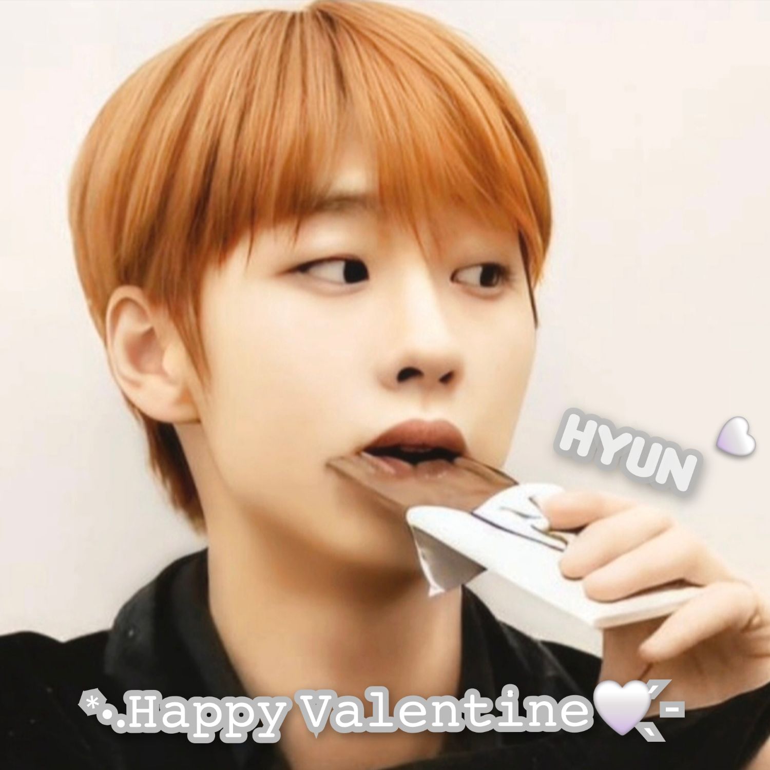 Behind-the-scenes cut of Hyun