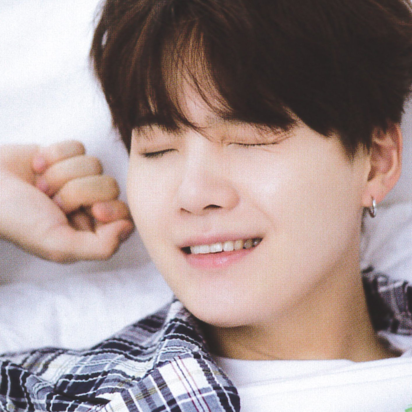 Foto terbaru SUGA (BTS)