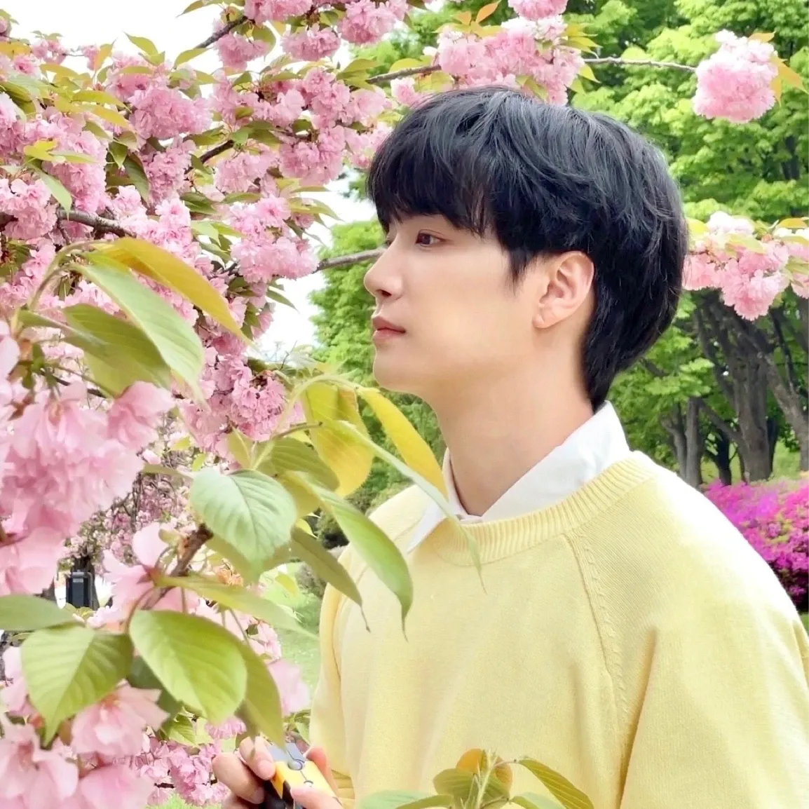 Behind-the-scenes cut of Kim Jonghyeon