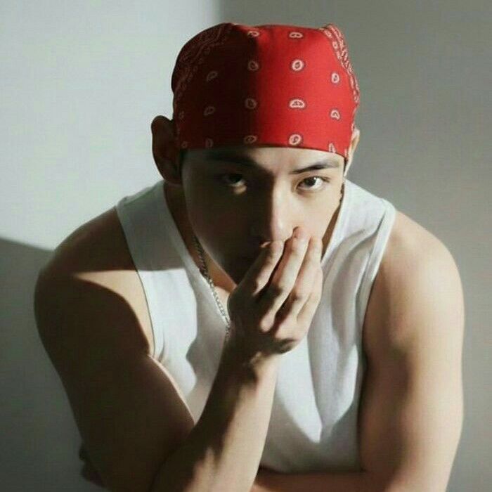 Recent activity shot of V (BTS)