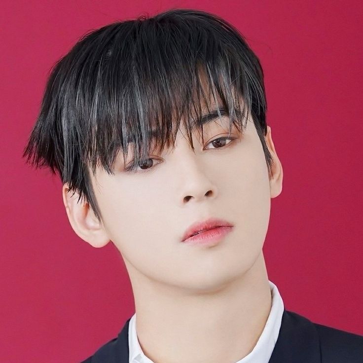 Recent activity shot of Eunwoo (ASTRO)