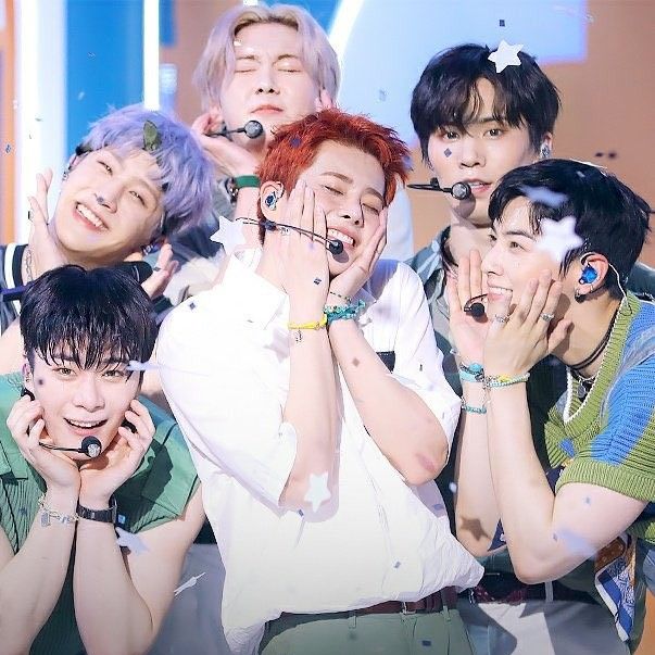 A moment captured by ASTRO's fan