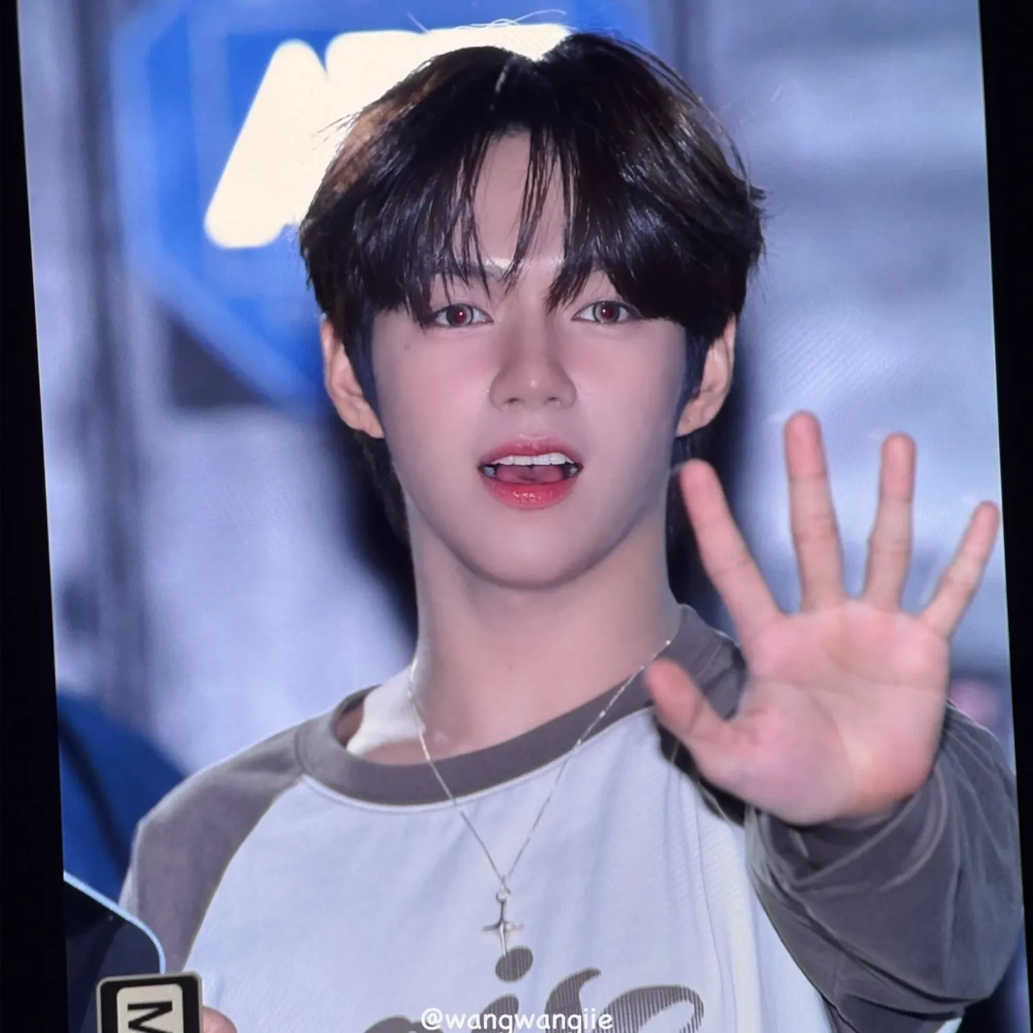 Behind-the-scenes cut of JL (AHOF)