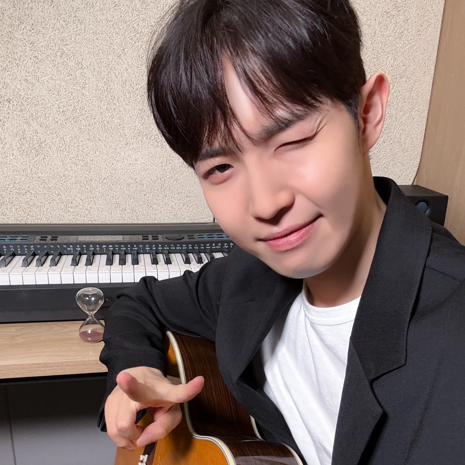 Recent activity shot of Kim Jaehwan