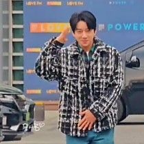 A moment captured by Hwang Chiyeol's fan