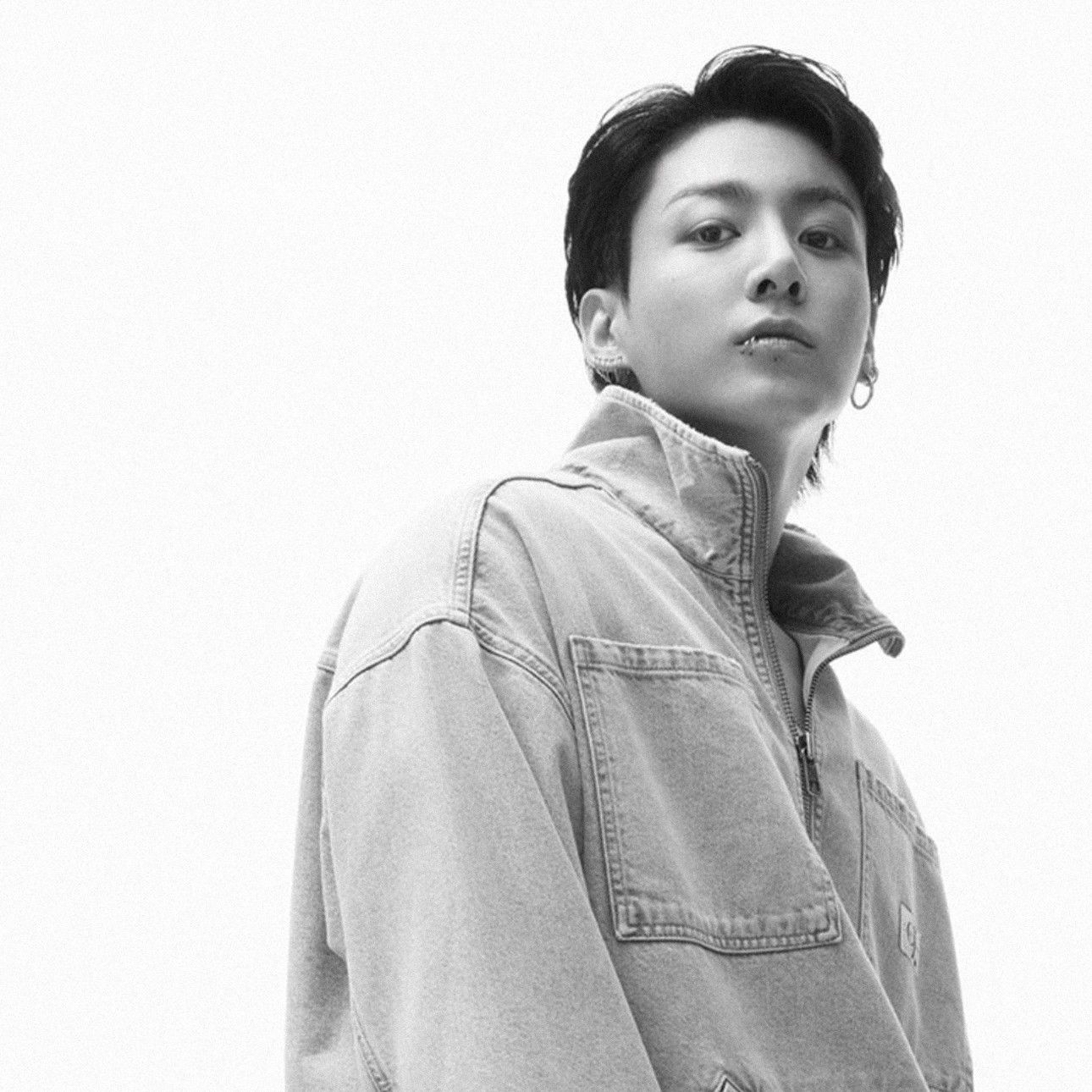 Foto aktivitas terbaru Jungkook (BTS)