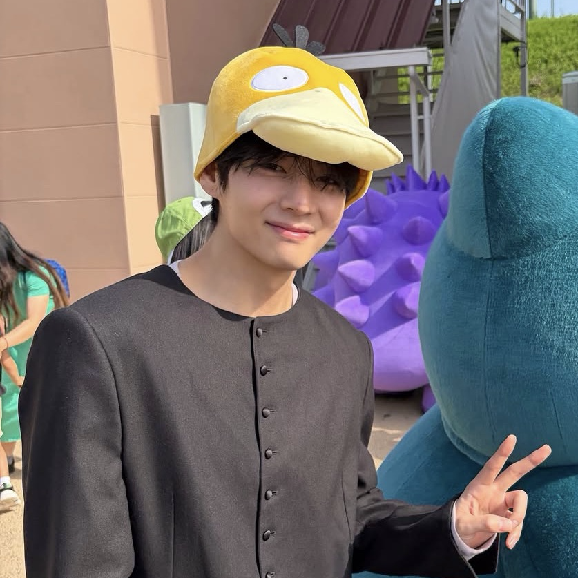 Recent activity shot of V (BTS)