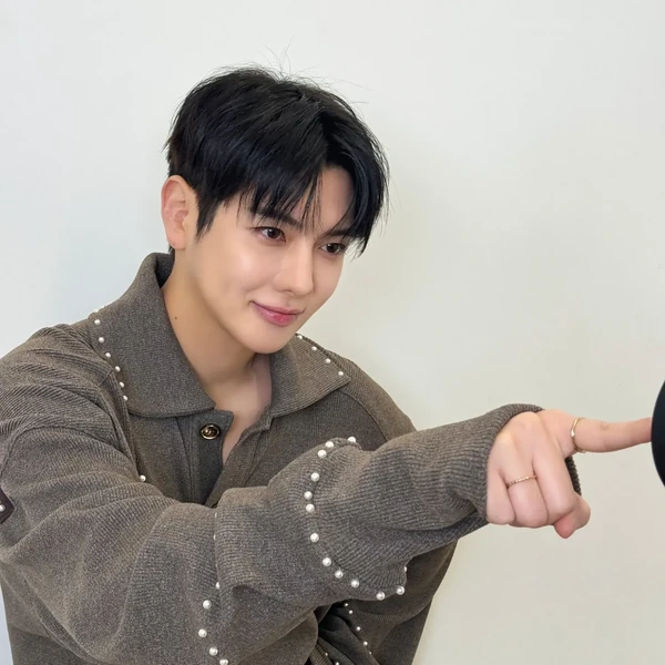 Shining profile picture of REN on today's Choeaedol