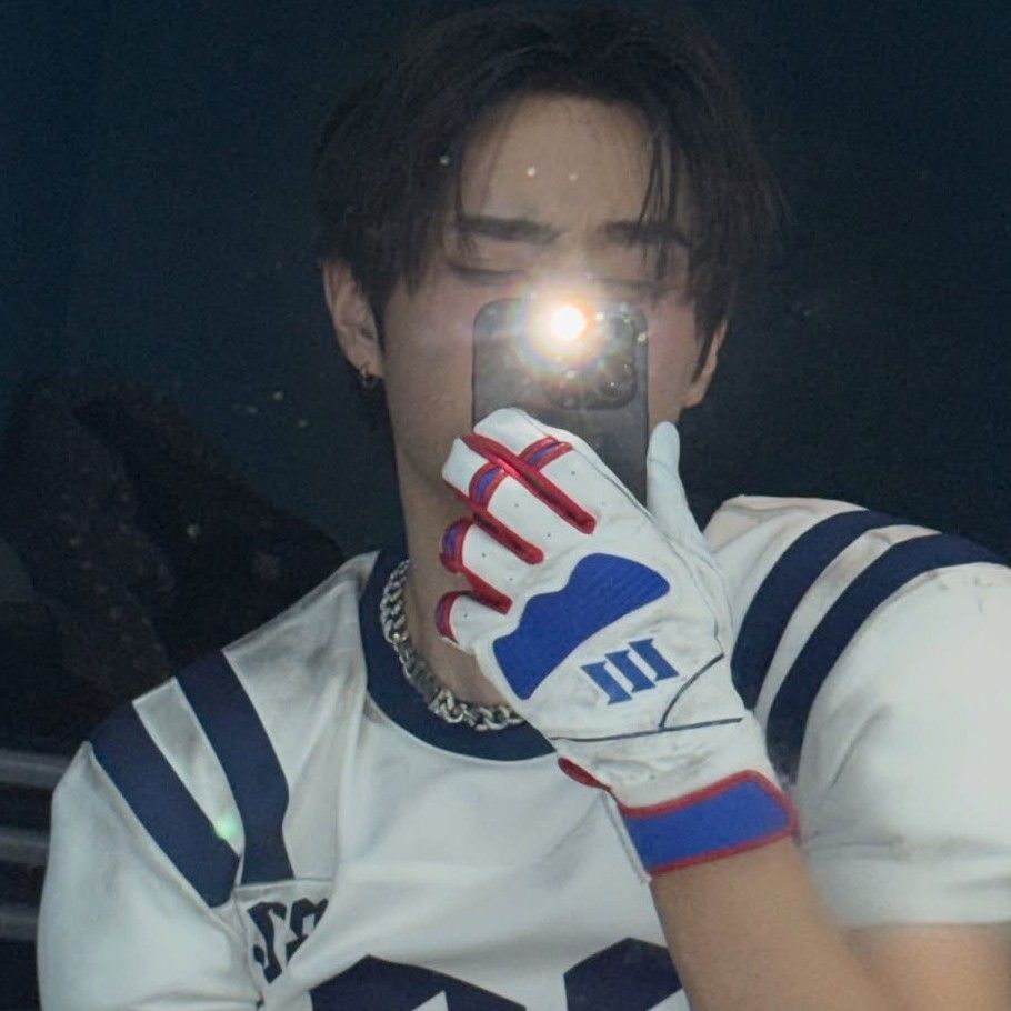 Latest photo of Sunwoo (THE BOYZ)