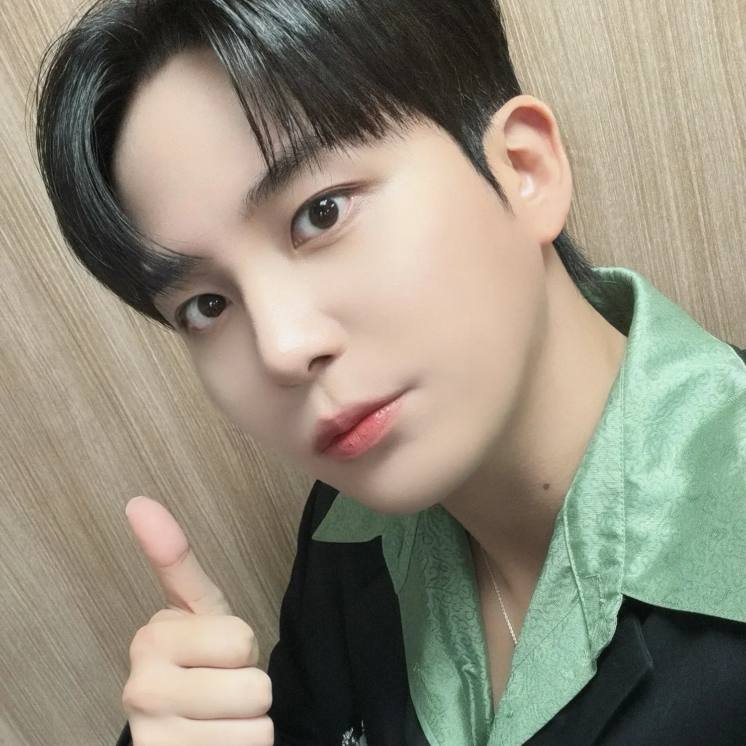 에이티즈 최근 활동샷