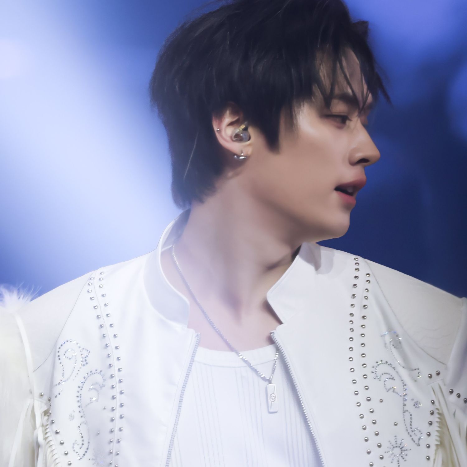 Lee Know (Stray Kids)的最新照片