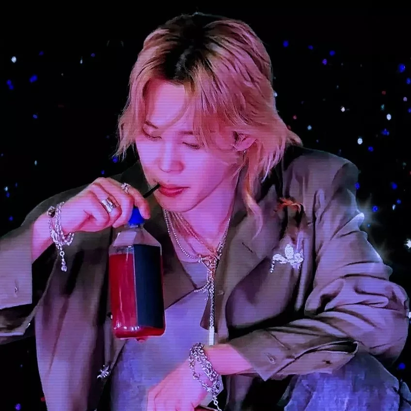 Momen yang diabadikan oleh penggemar Jimin (BTS)