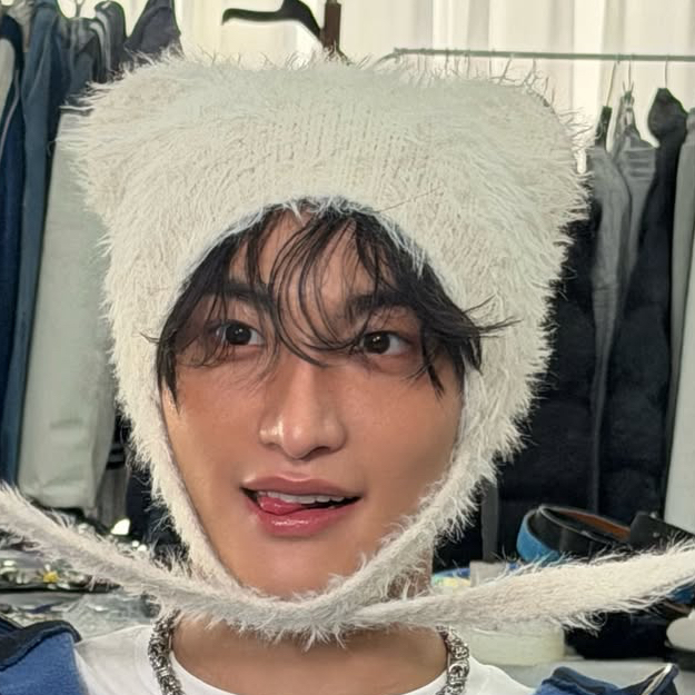 Behind-the-scenes cut of Seonghwa (ATEEZ)