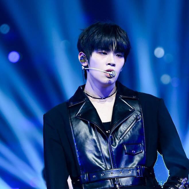 A moment captured by Kim Taerae (ZEROBASEONE)'s fan