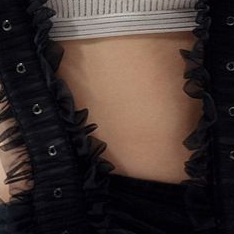 Behind-the-scenes cut of Kim Garam