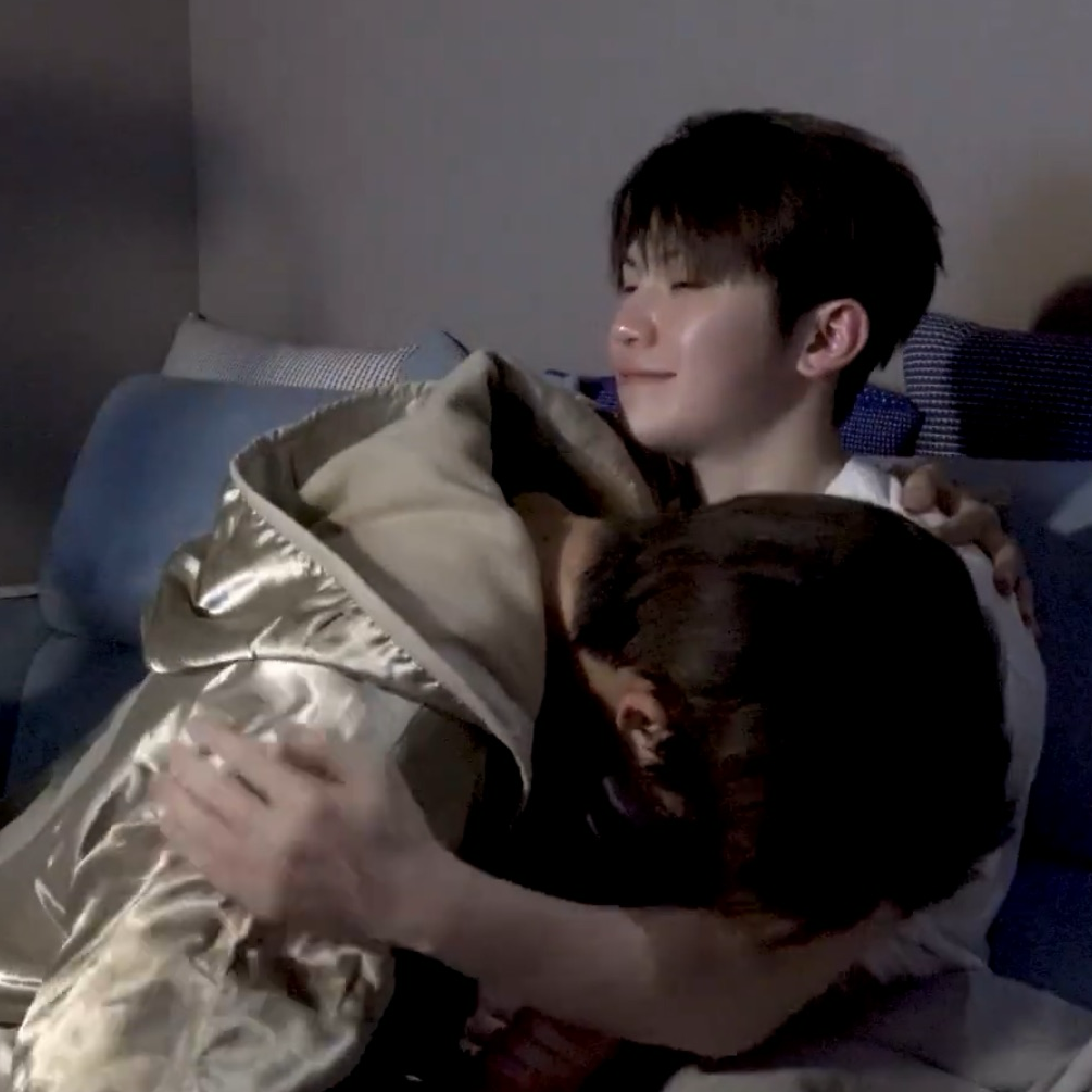 Latest photo of Woozi (SEVENTEEN)