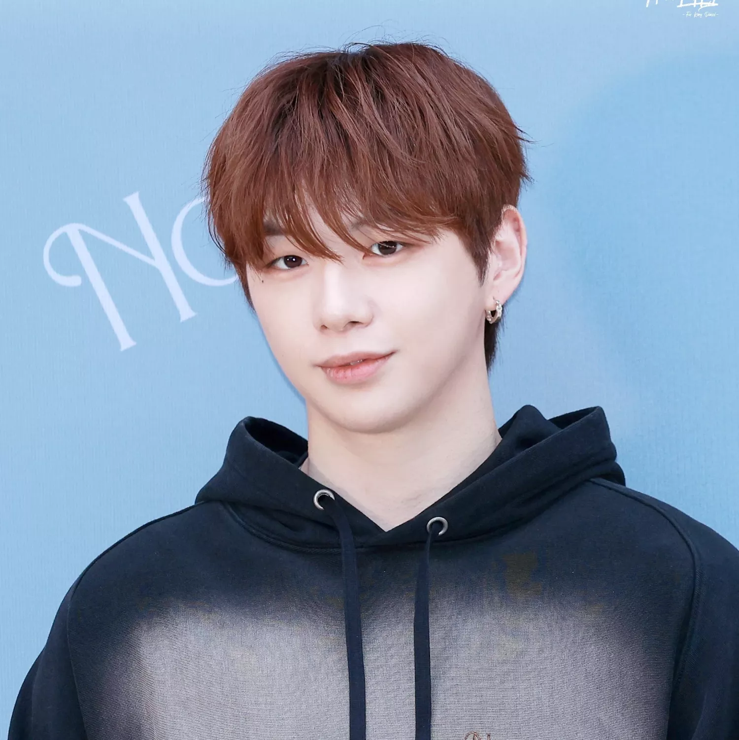 Behind-the-scenes cut of Kang Daniel