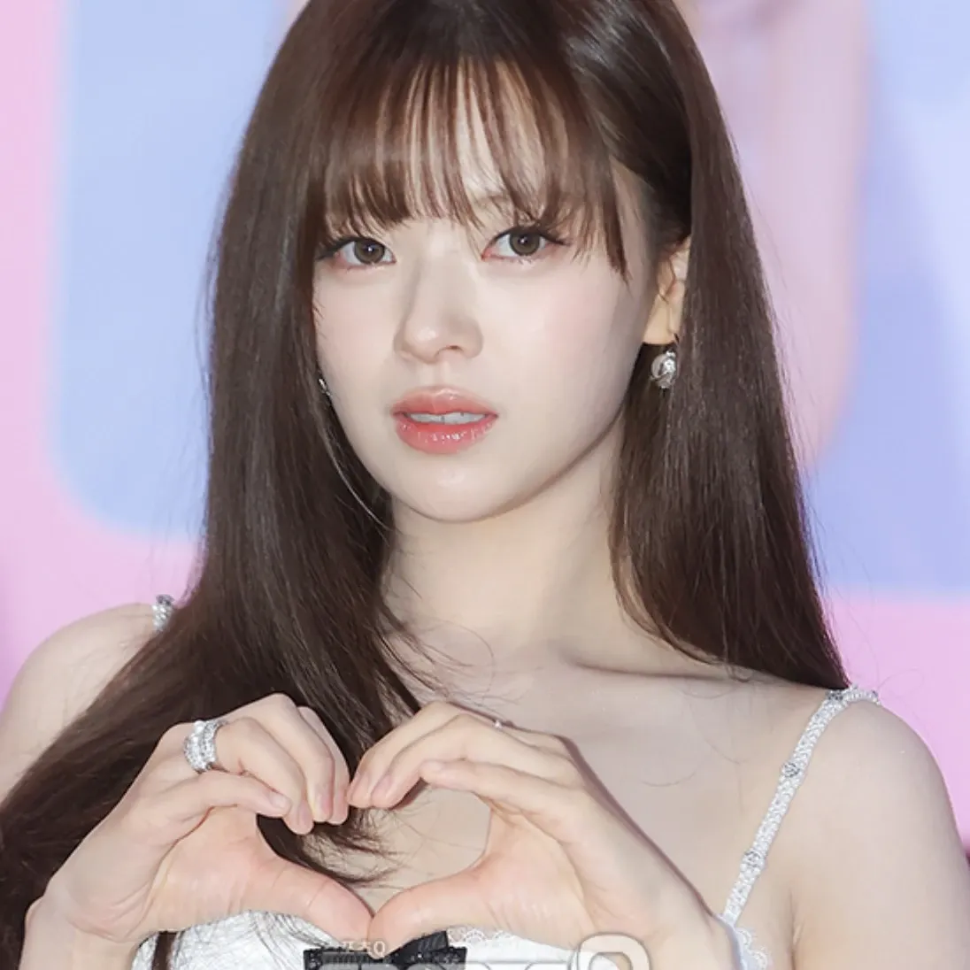 A moment captured by Jeongyeon (TWICE)'s fan