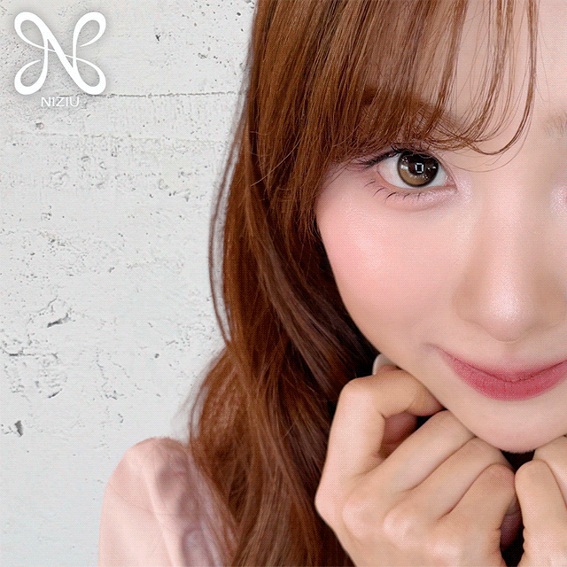 Behind-the-scenes cut of Miihi (NiziU)