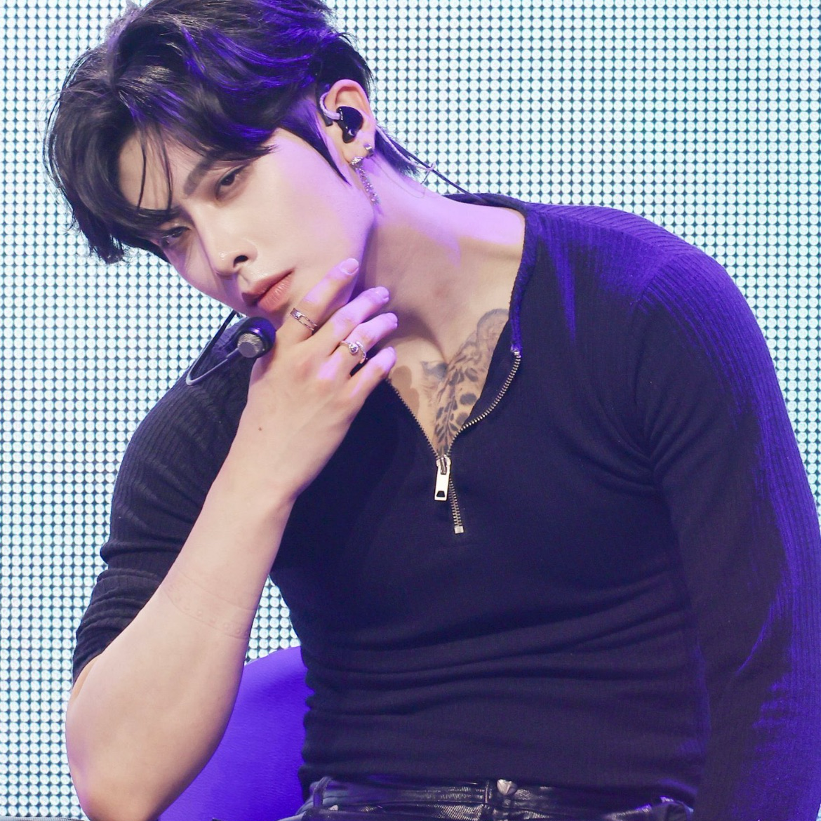 Hot post catching attention from 리키's fandom