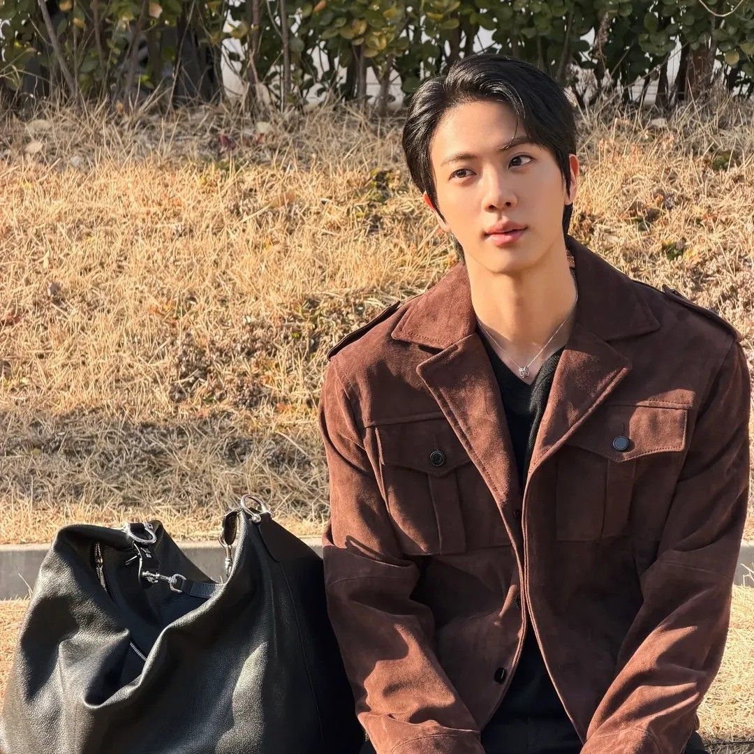 ジン (BTS)の最近の活動写真