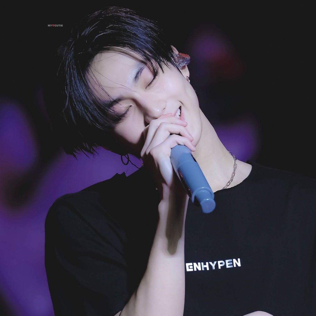 Latest photo of Jungwon (ENHYPEN)