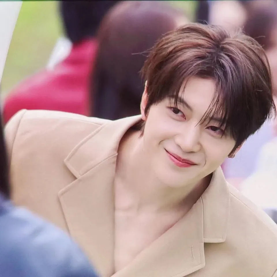 석매튜 (제로베이스원) 최근 활동샷