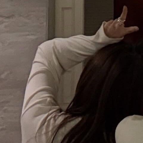 Foto terbaru Solar (MAMAMOO)