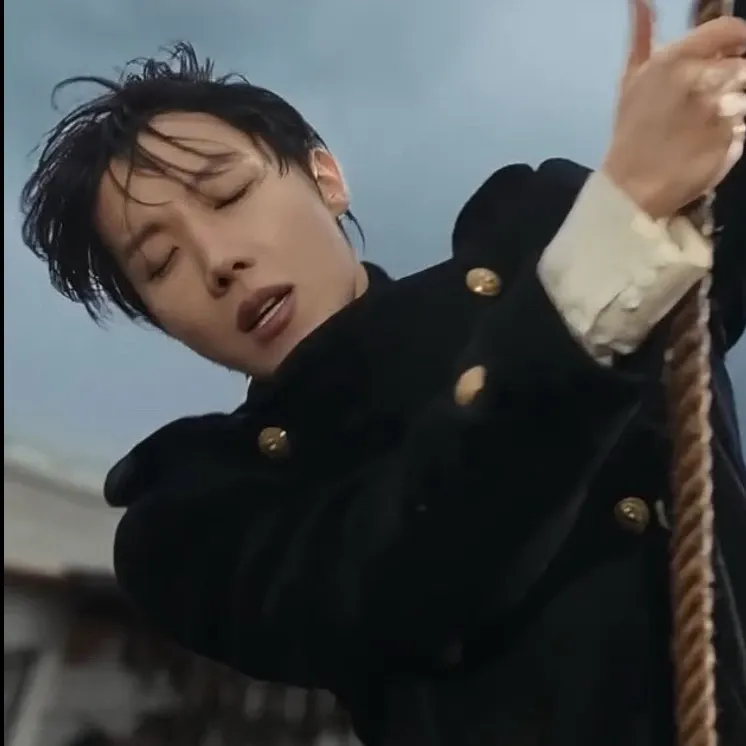 제이홉 (방탄소년단) 최근 활동샷