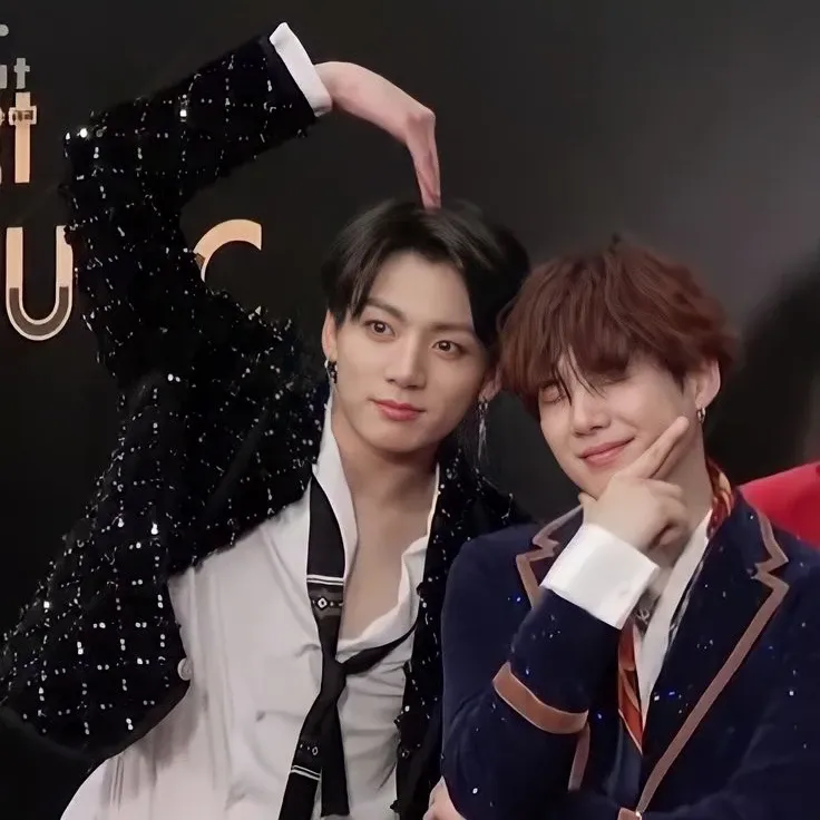 Behind-the-scenes cut of SUGA (BTS)